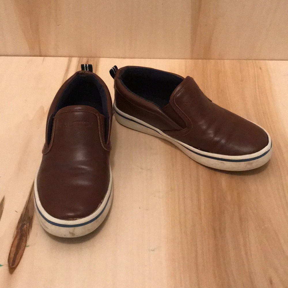 Boys Nautica brown slip ons